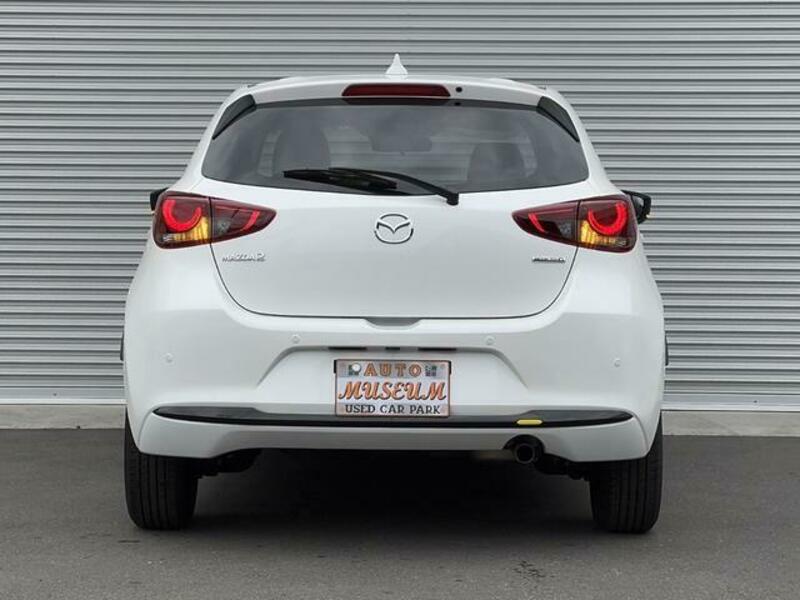 MAZDA2