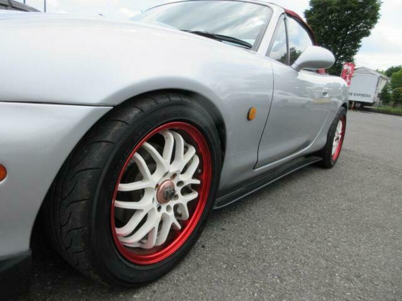 ROADSTER