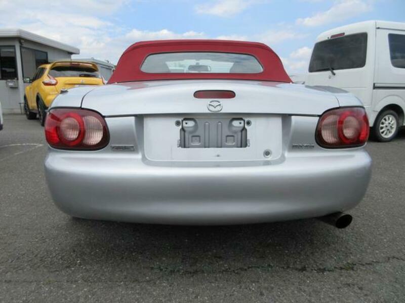 ROADSTER