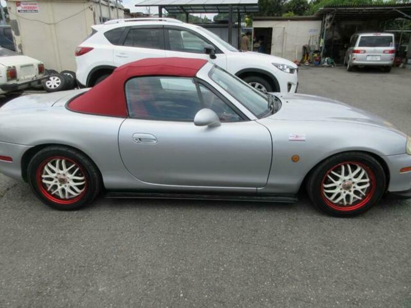 ROADSTER