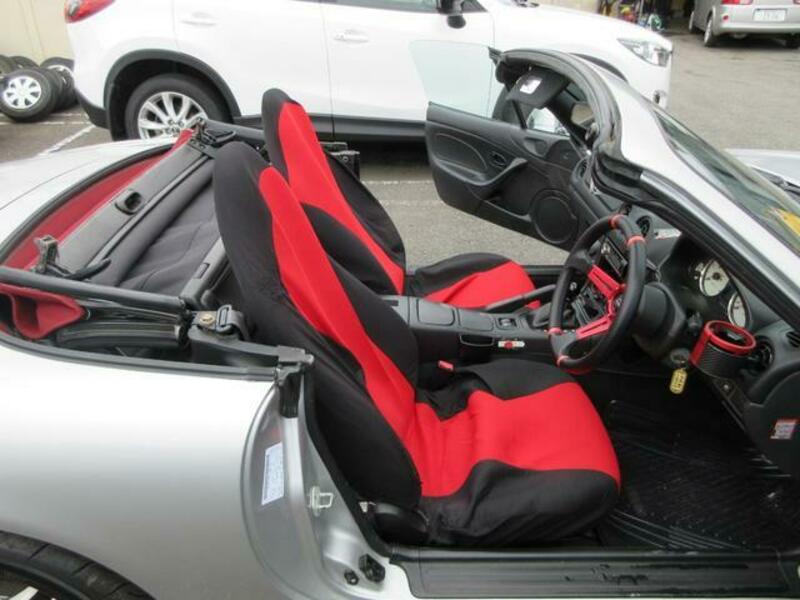 ROADSTER