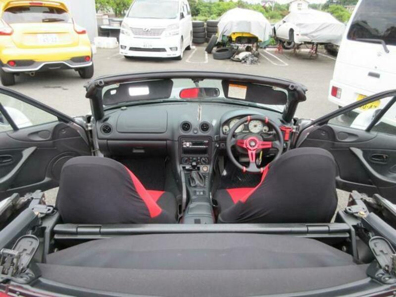 ROADSTER