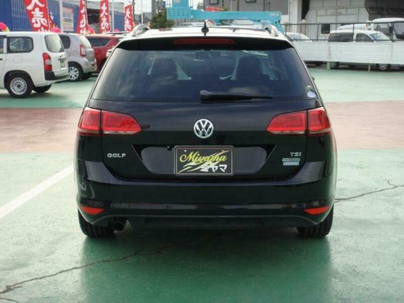 GOLF VARIANT