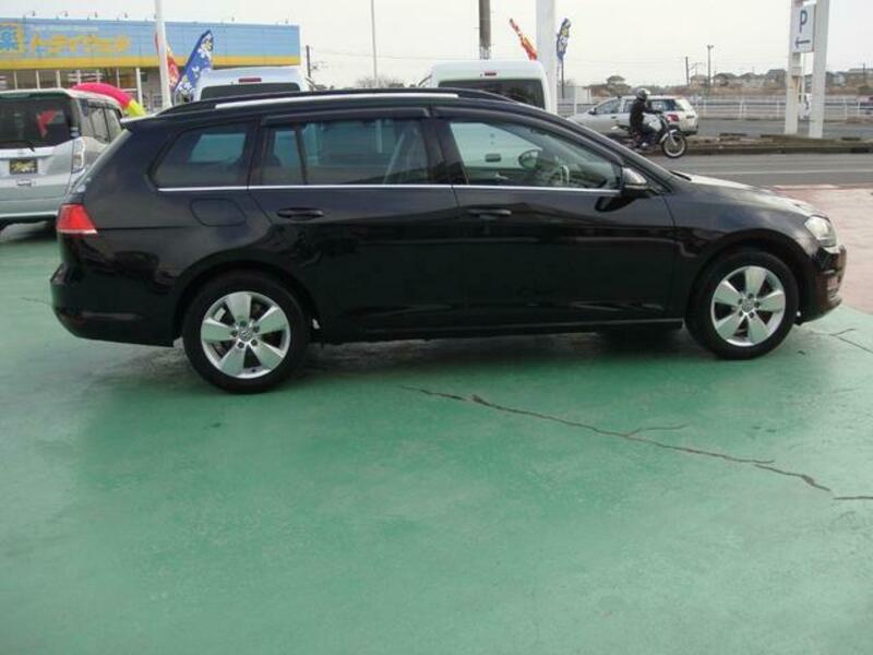 GOLF VARIANT
