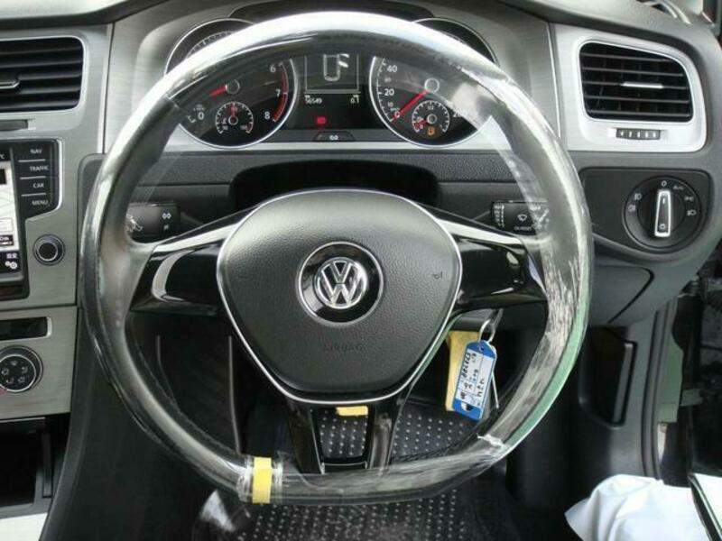 GOLF VARIANT