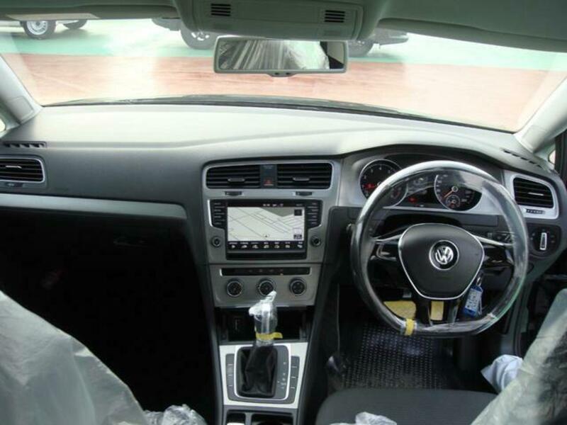 GOLF VARIANT