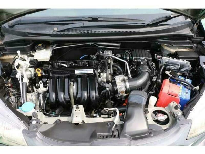 FIT HYBRID