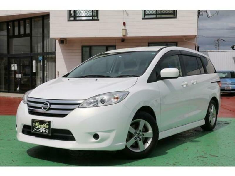 NISSAN LAFESTA