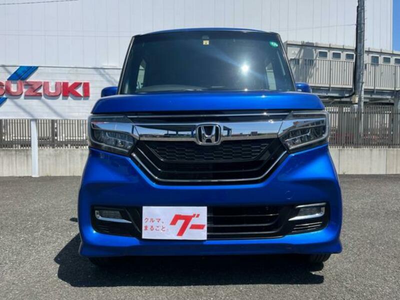 N BOX CUSTOM