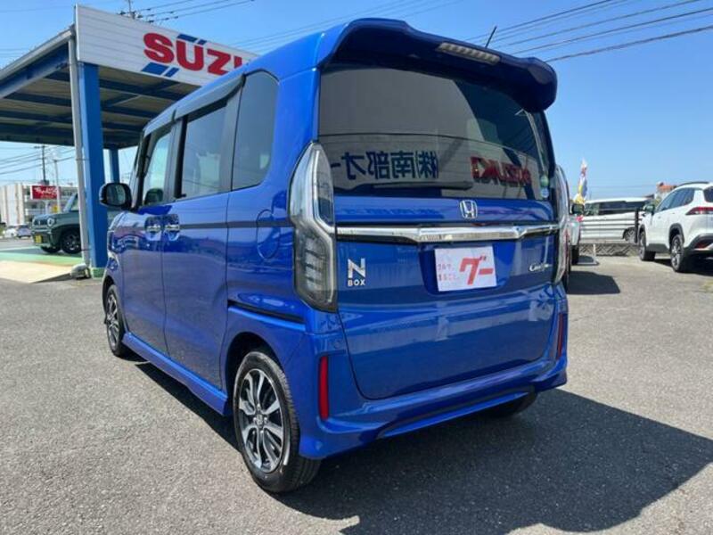 N BOX CUSTOM