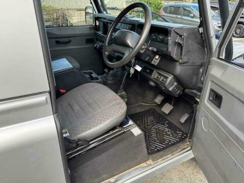 DEFENDER
