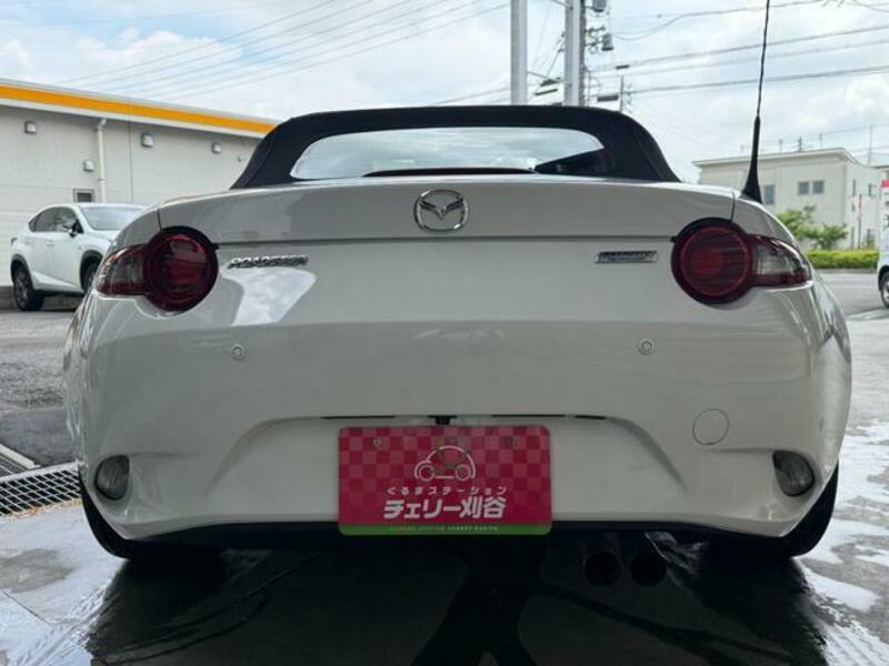 ROADSTER