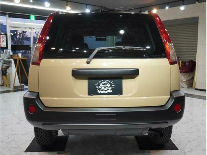X-TRAIL