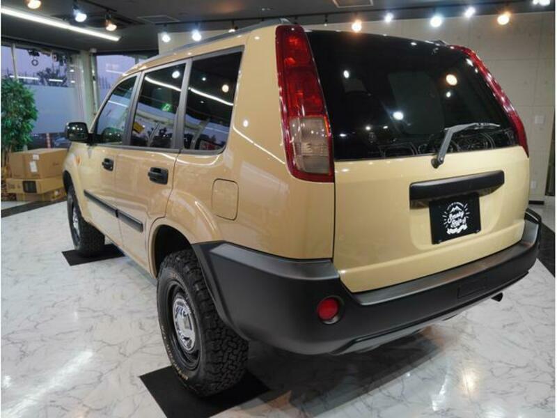 X-TRAIL