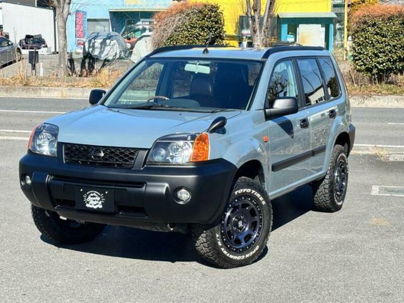 X-TRAIL