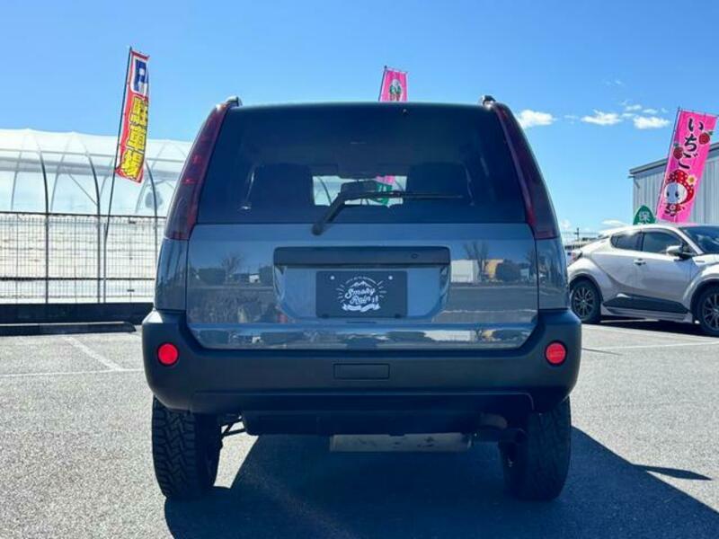 X-TRAIL
