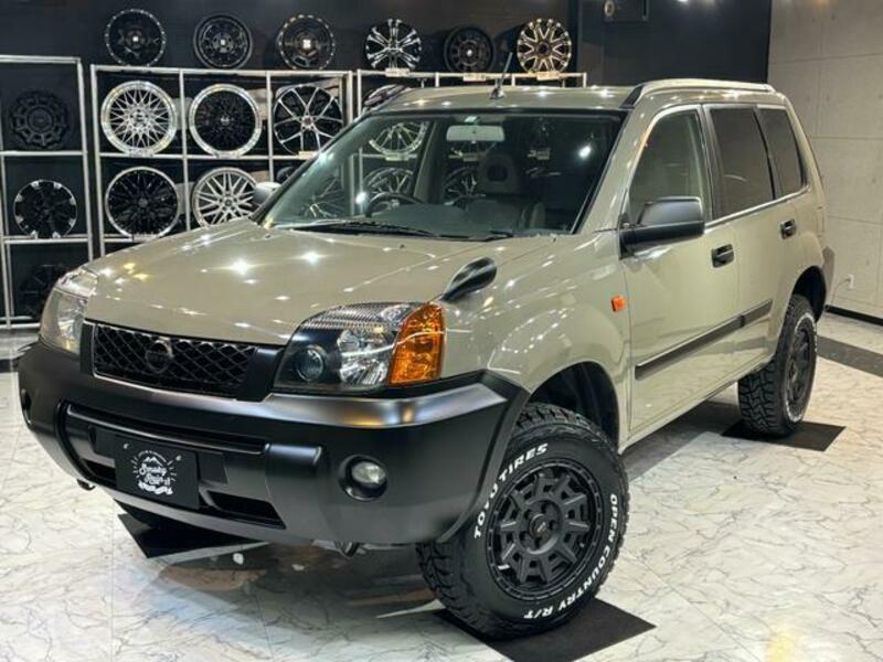 X-TRAIL