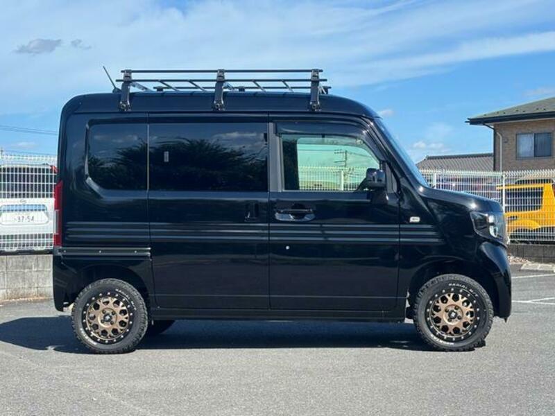 N-VAN