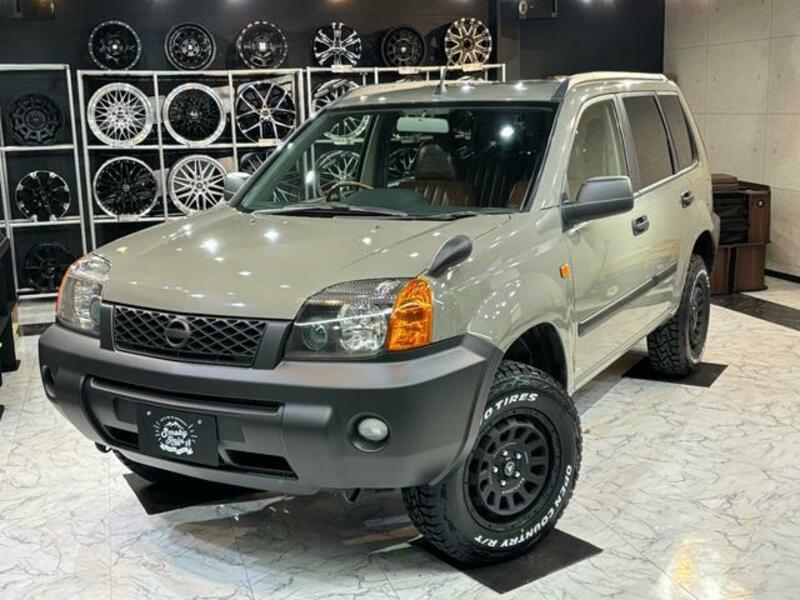 X-TRAIL