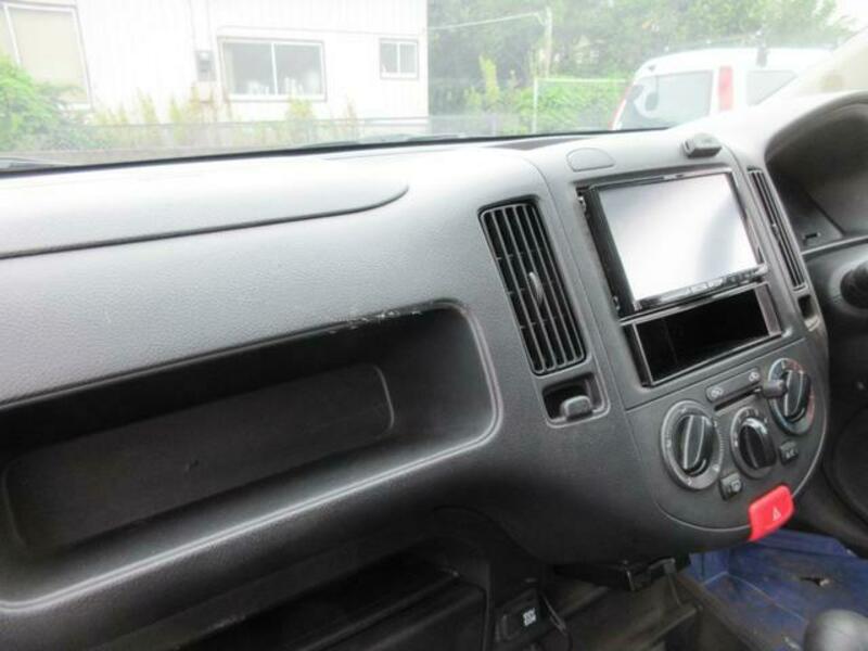 AD VAN