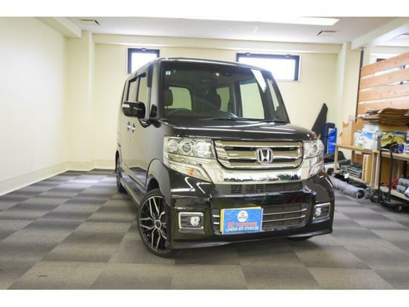 HONDA N BOX CUSTOM