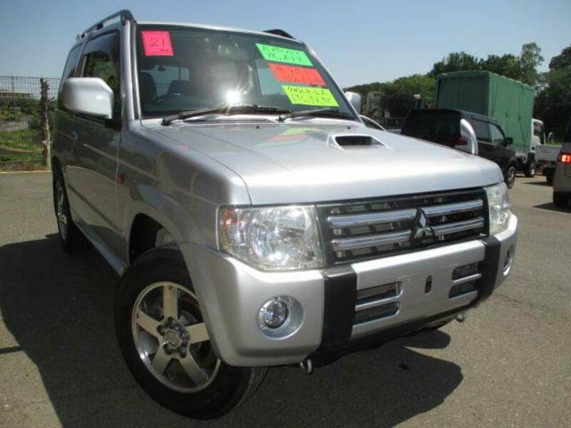 MITSUBISHI PAJERO MINI