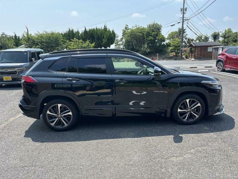 COROLLA CROSS