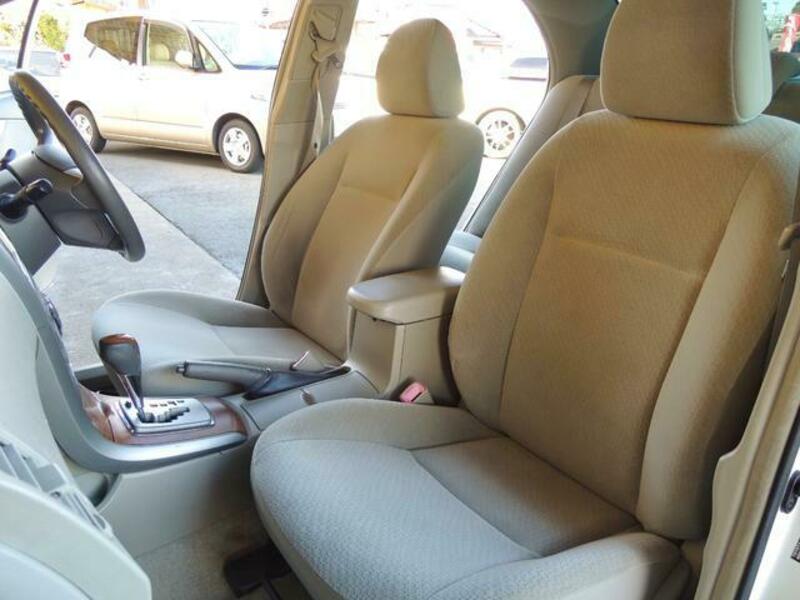 COROLLA AXIO