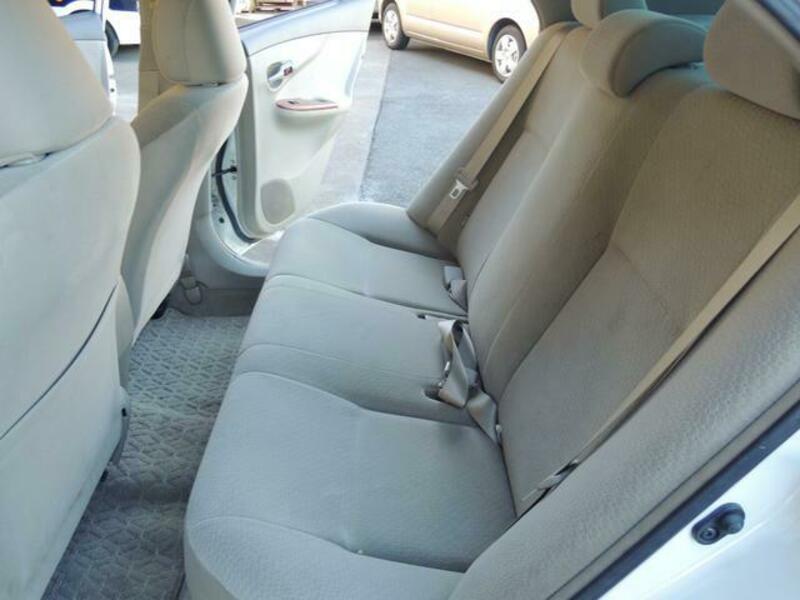 COROLLA AXIO