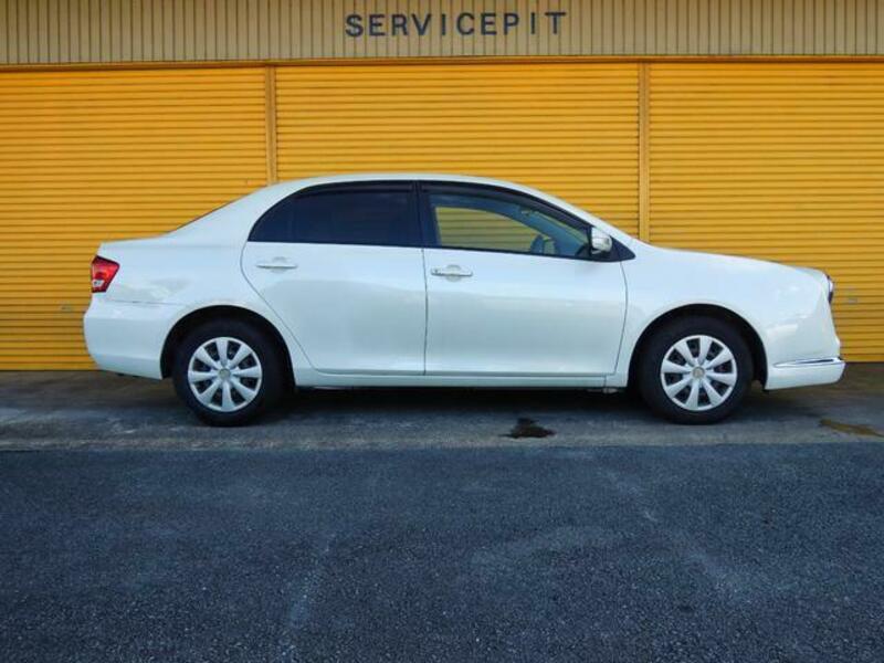 COROLLA AXIO