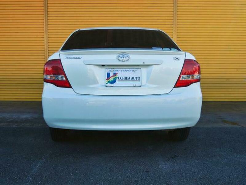 COROLLA AXIO