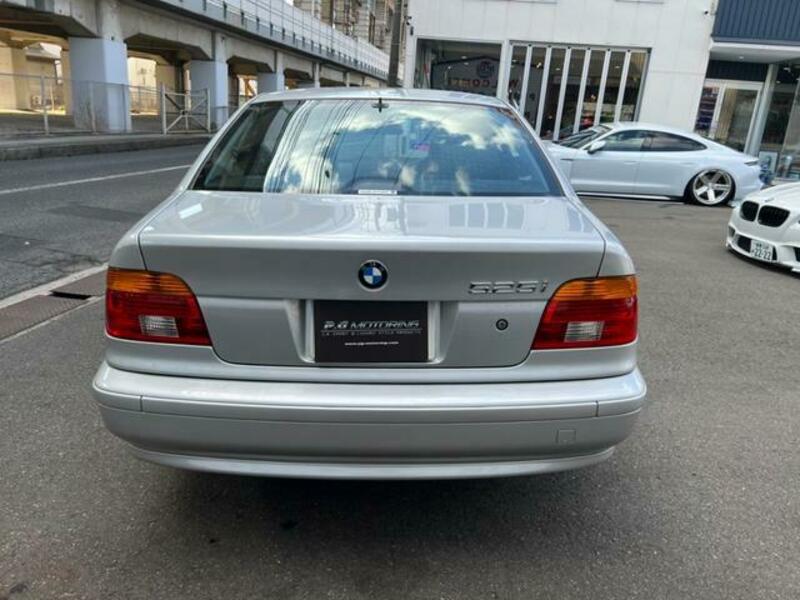 5 SERIES