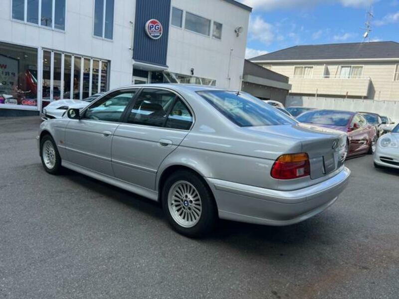 5 SERIES
