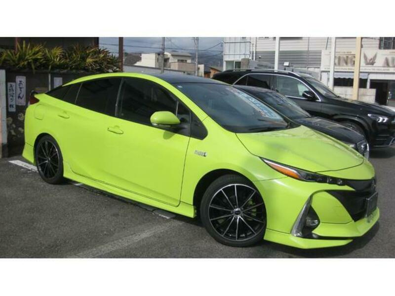 PRIUS PHV