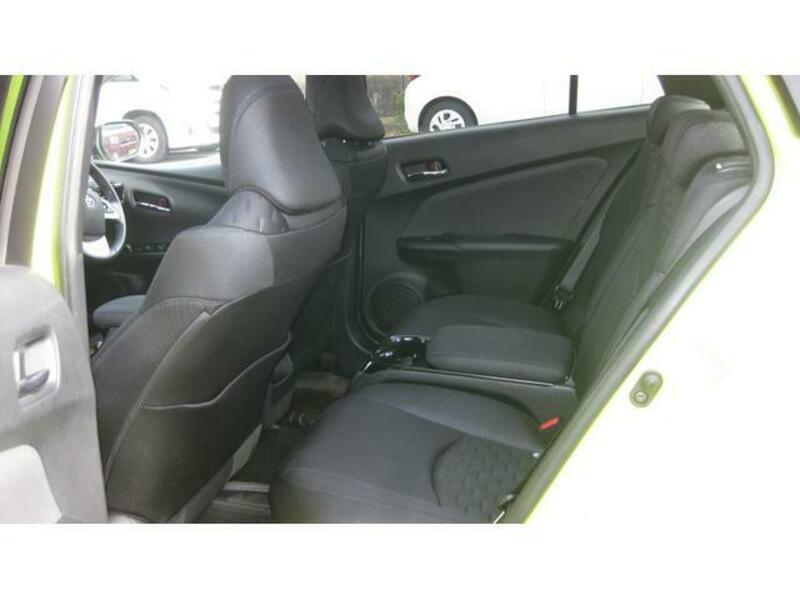PRIUS PHV