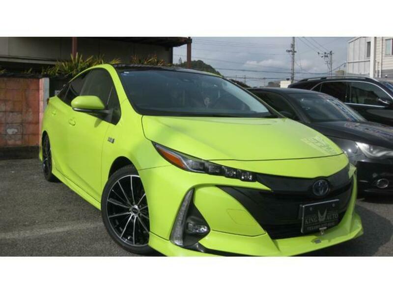 TOYOTA PRIUS PHV