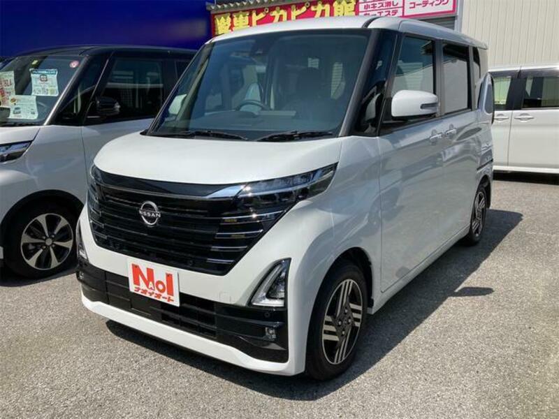 NISSAN ROOX