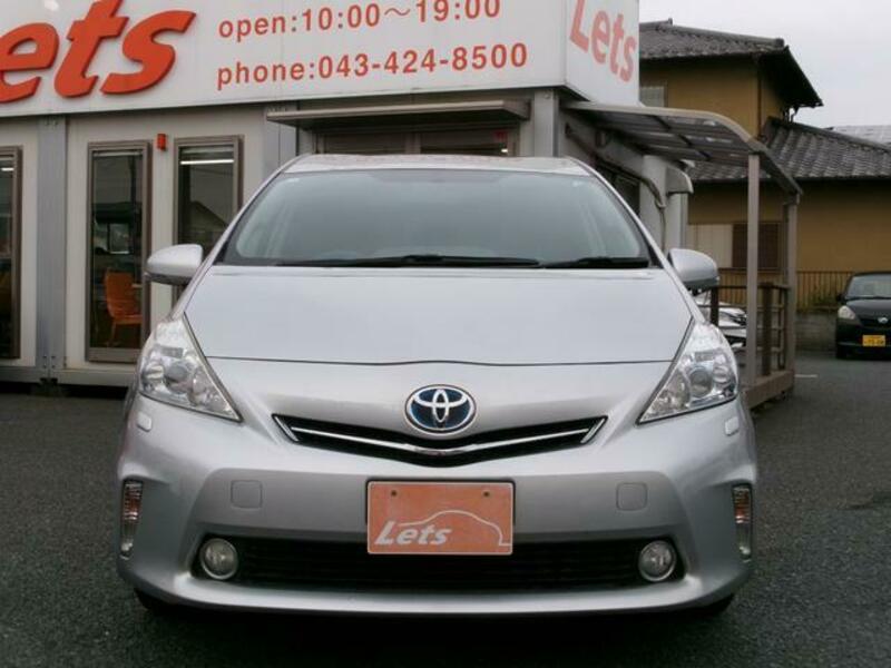 PRIUS ALPHA