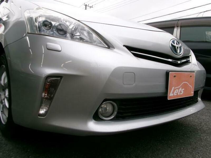 PRIUS ALPHA