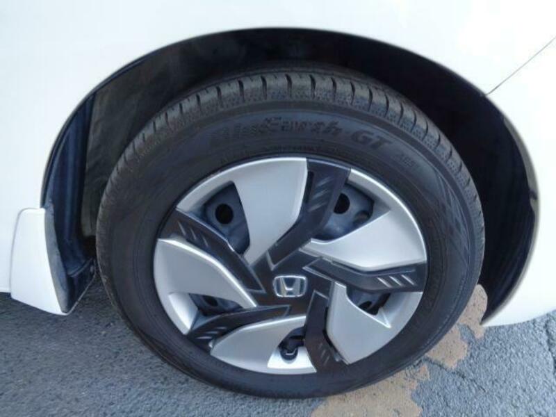 FIT HYBRID