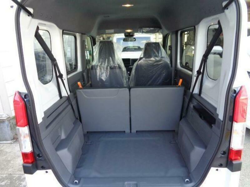 N-VAN