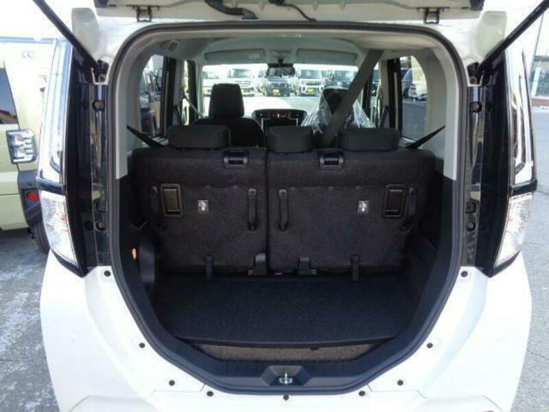 ROOMY