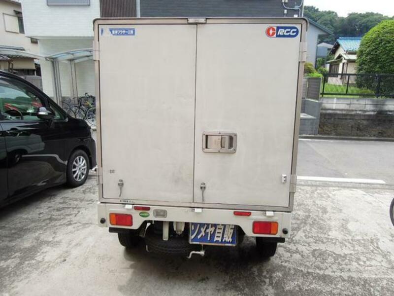 MINICAB TRUCK