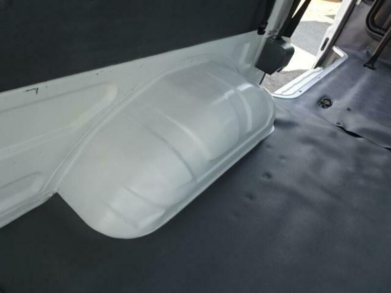 BONGO VAN