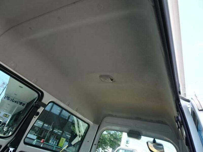 BONGO VAN