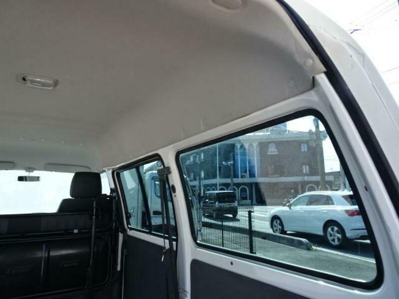 BONGO VAN