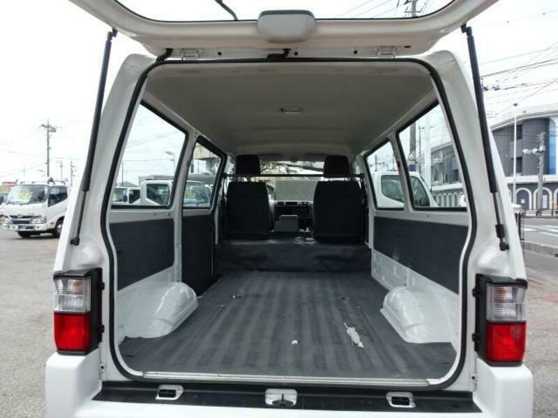 BONGO VAN