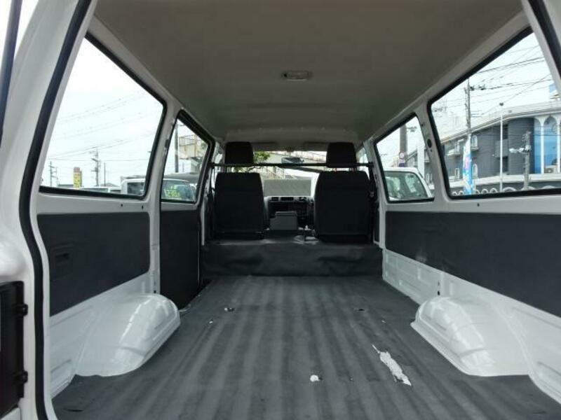 BONGO VAN