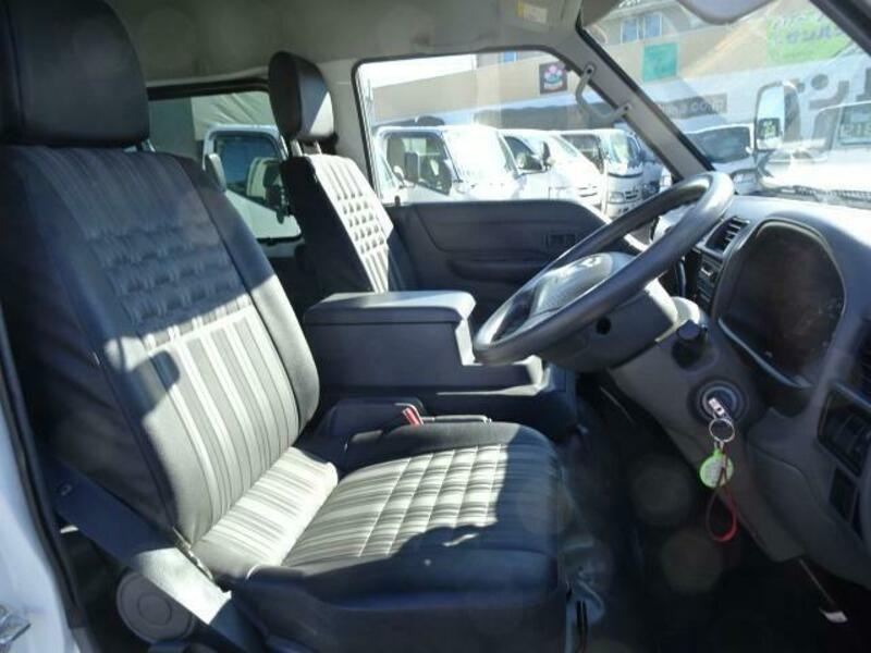 BONGO VAN