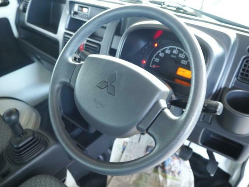 MINICAB TRUCK